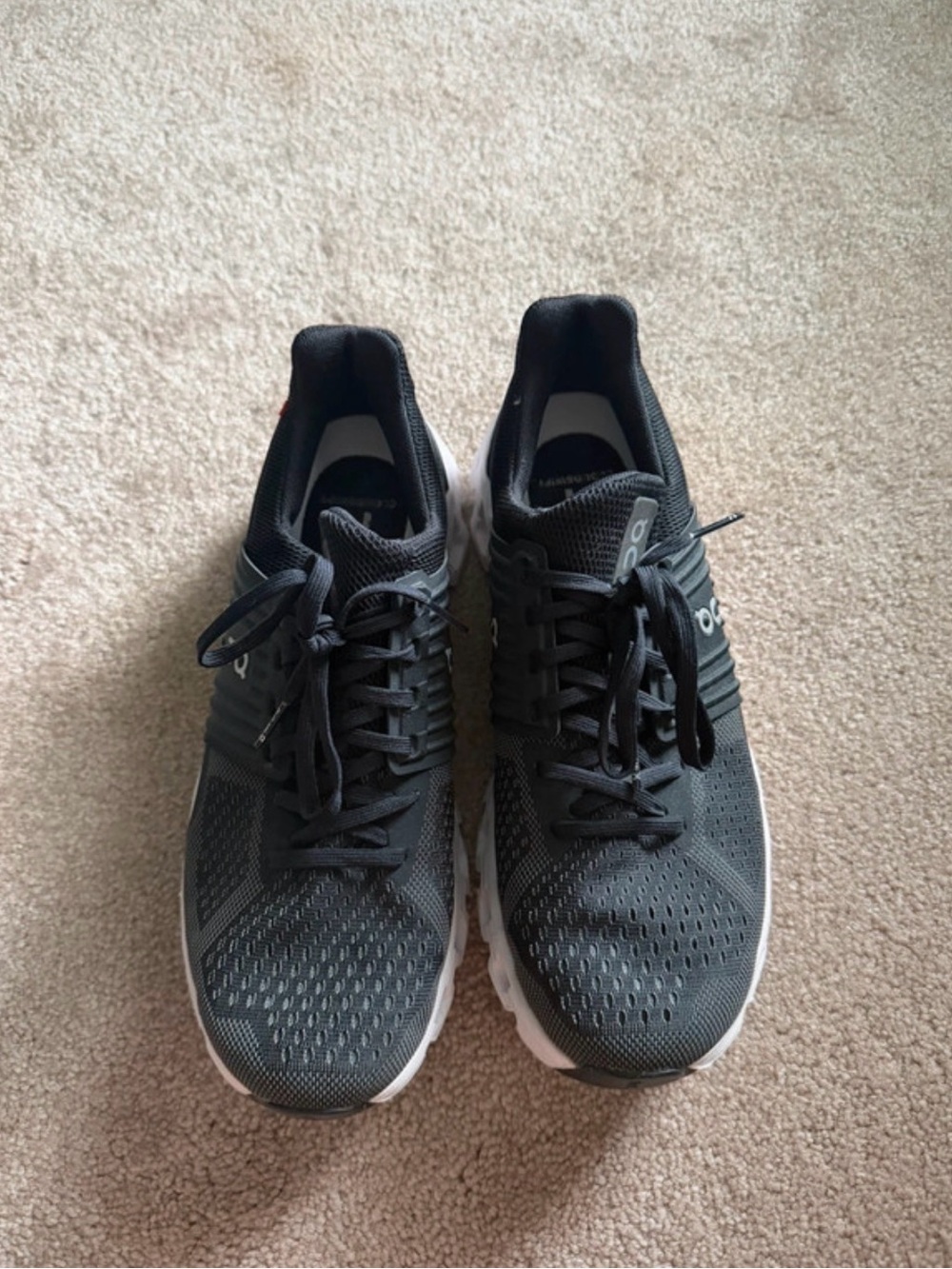 On Cloud Women's Black Athletic Running Shoes - Picture 3 of 6
